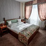 Erzsebet 3*