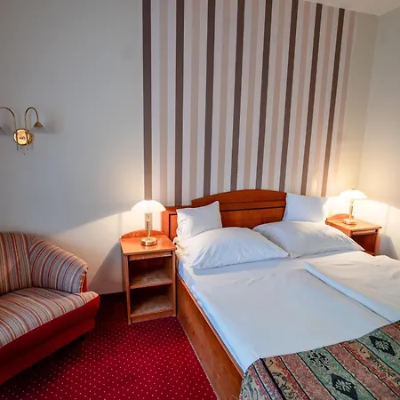 Erzsebet 3* Хевиз