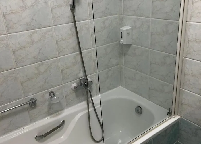 Erzsebet ヘーヴィーズ