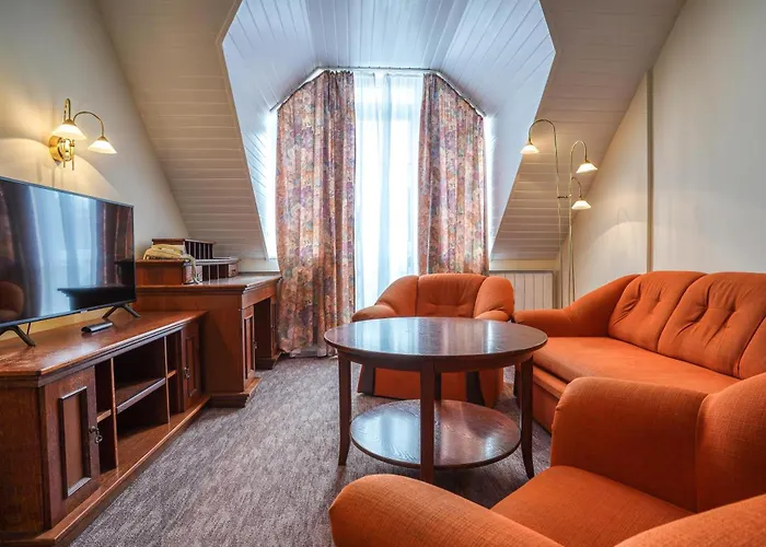 Erzsebet 3* ヘーヴィーズ