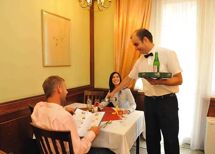 ホテル Erzsebet 3*